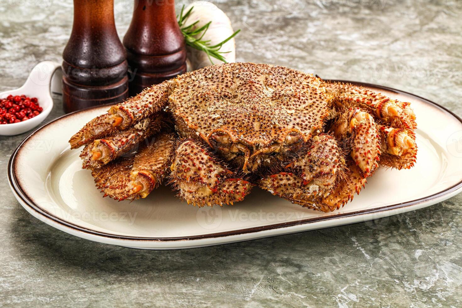Delicous gurmet Steamed hairy crab photo