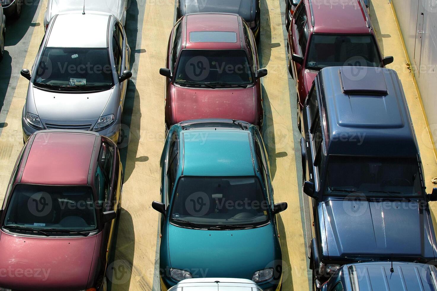 Cars in lines photo