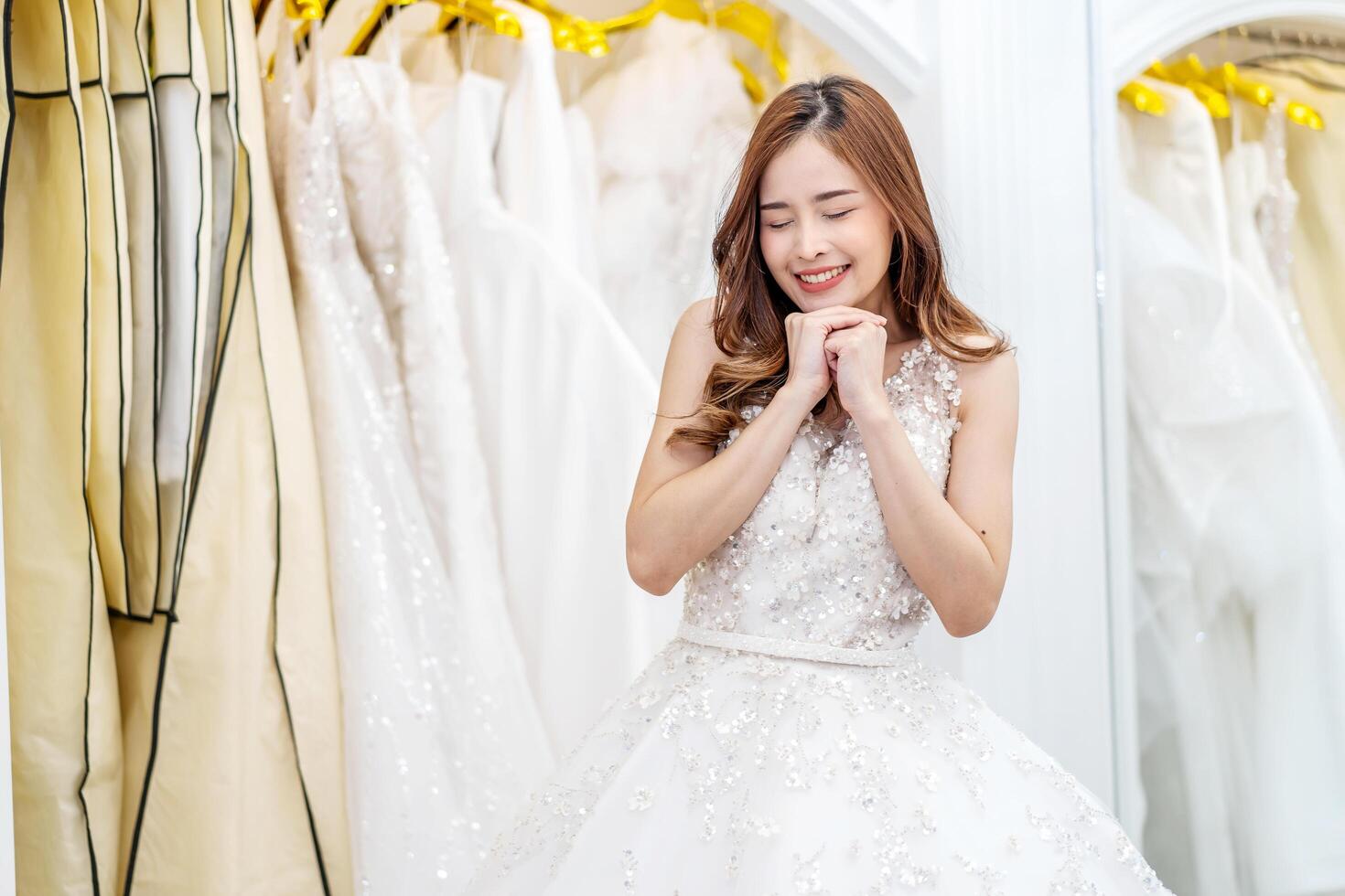 Portrait of beautiful asian bride happy, woman in wedding day posing, enjoying the celebration, Happy woman in wedding day theme concept photo