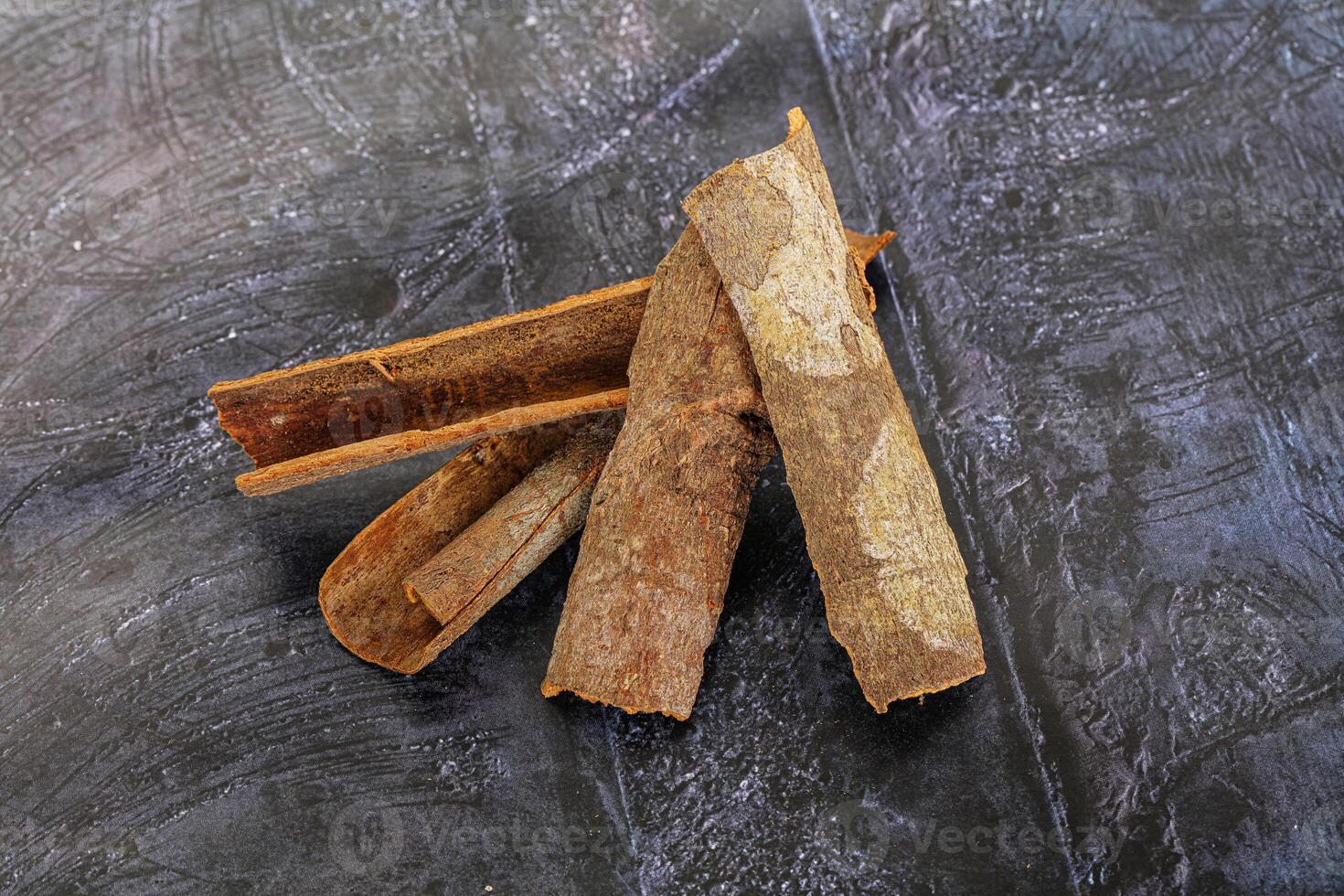 Natural wild organic cinnamon aroma photo