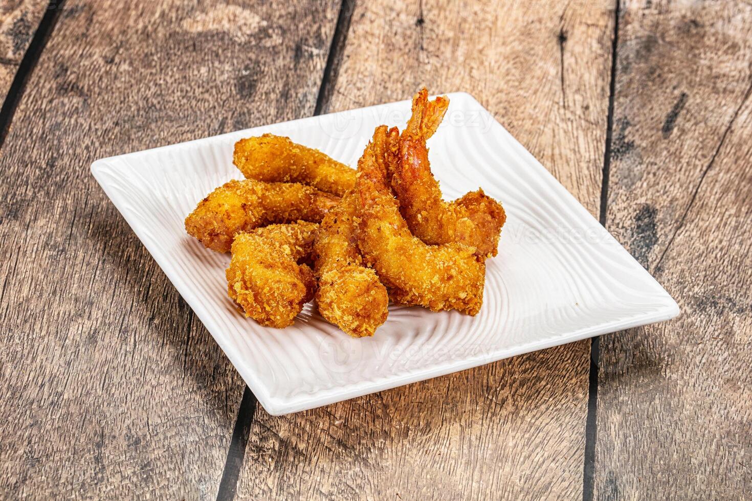 Delicous crispy shrimps appetizer snack photo