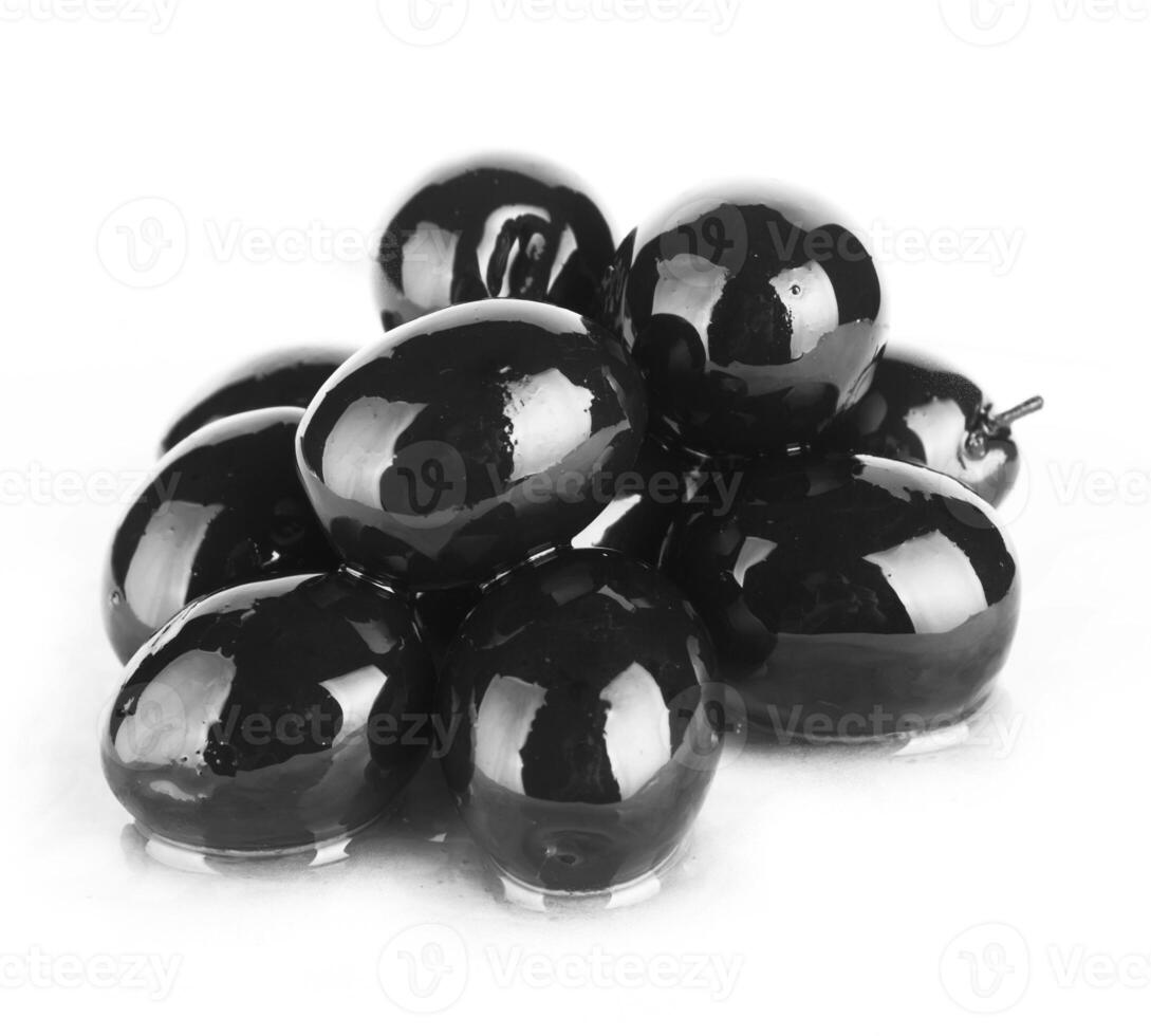 olives on white photo