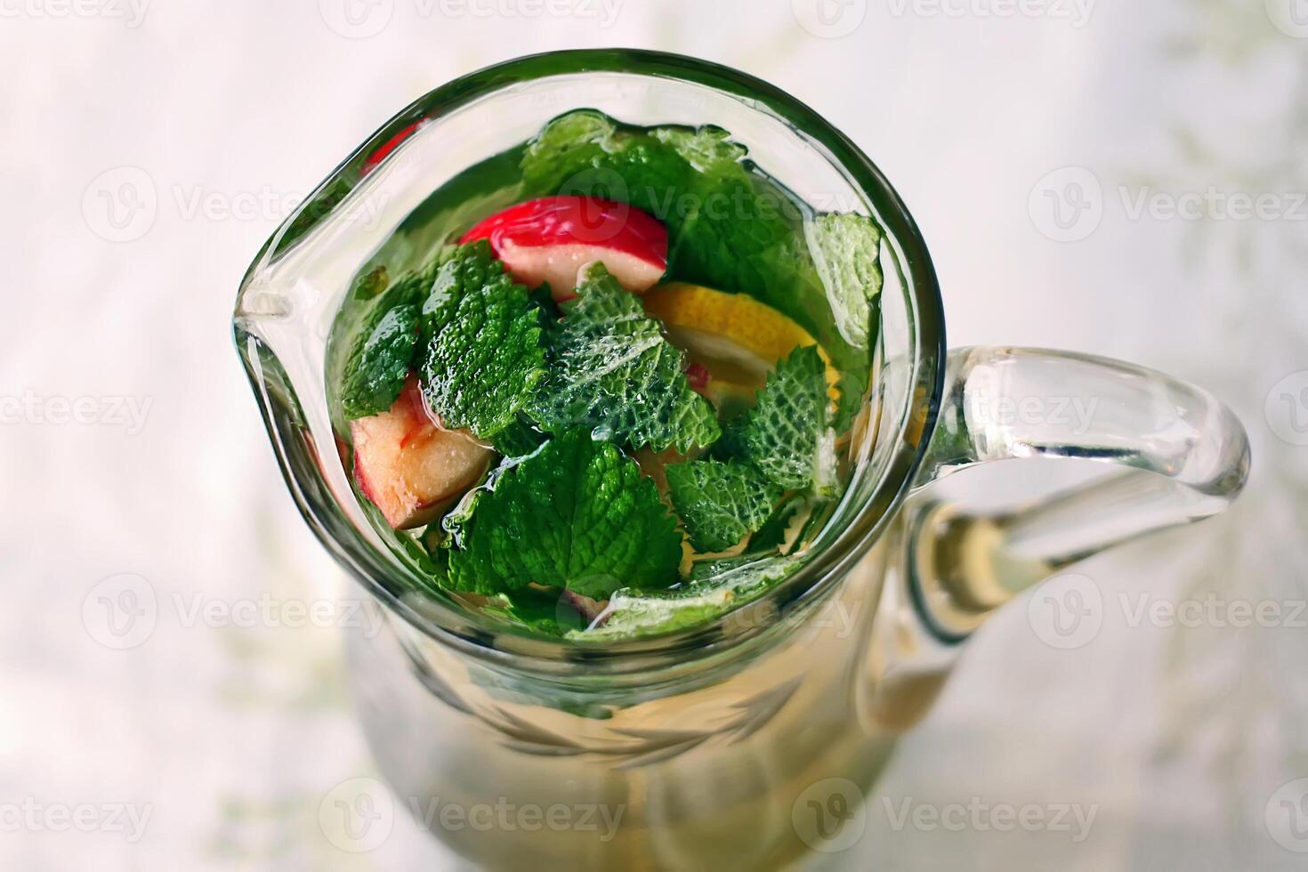 Apple drink with mint photo