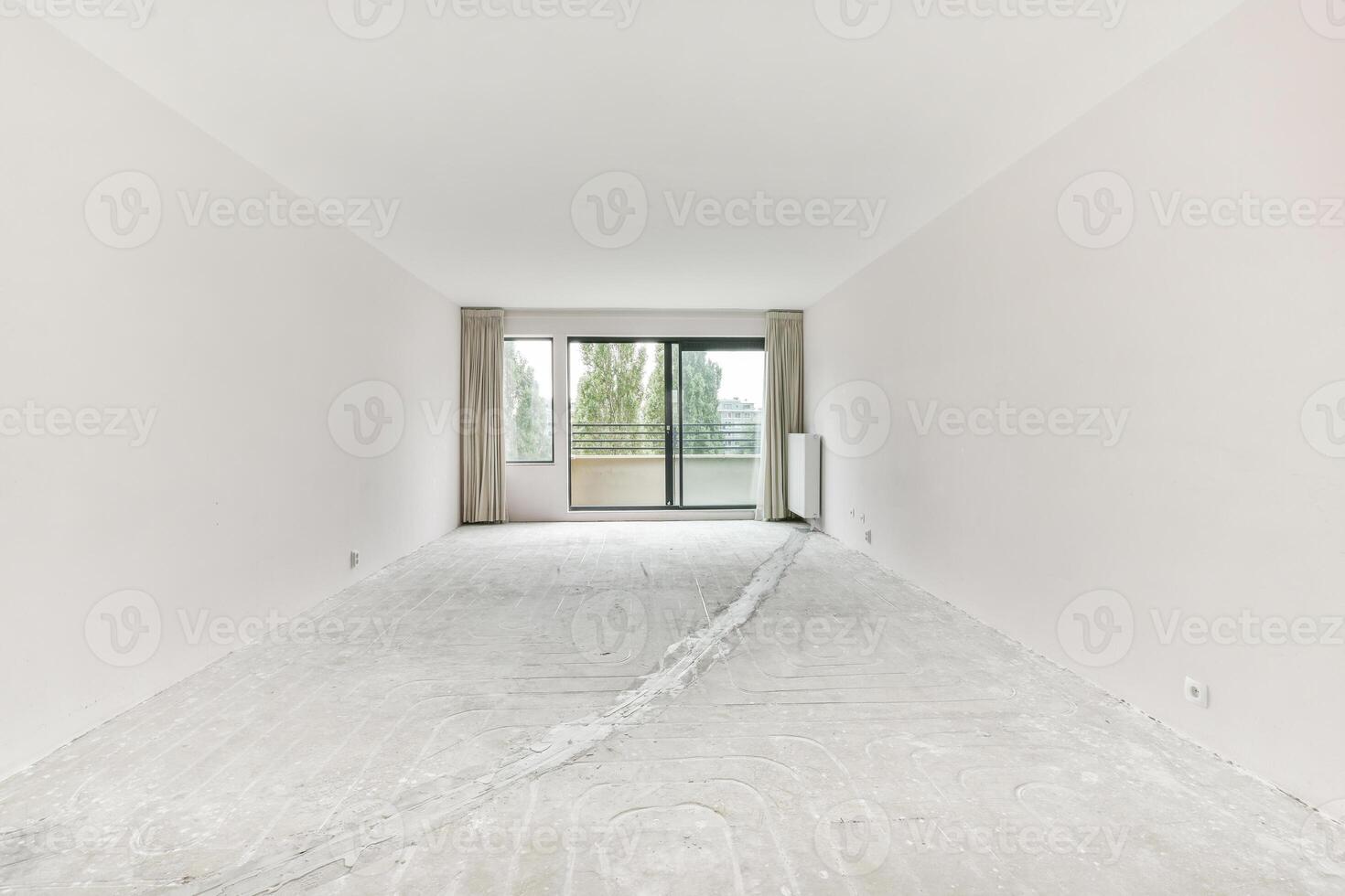 Empty room with white walls and flooring photo