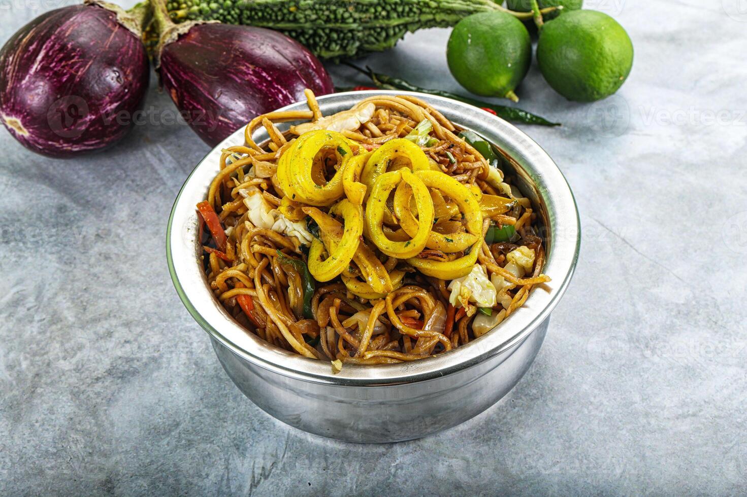 Stir fried noodles with squid photo