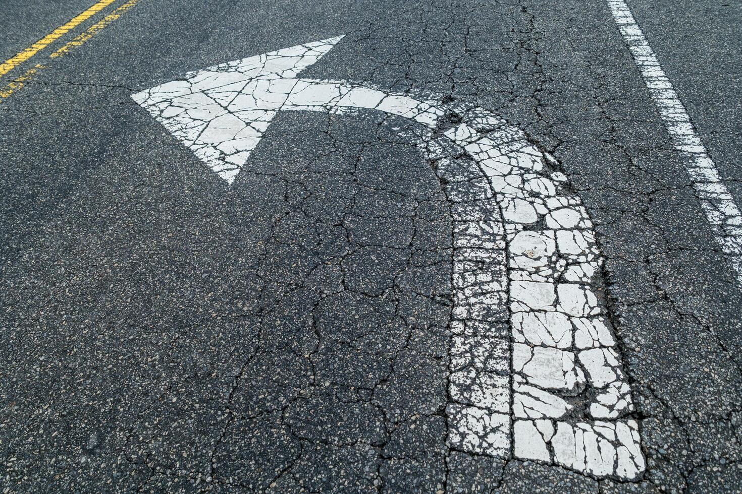 Left turn arrow photo