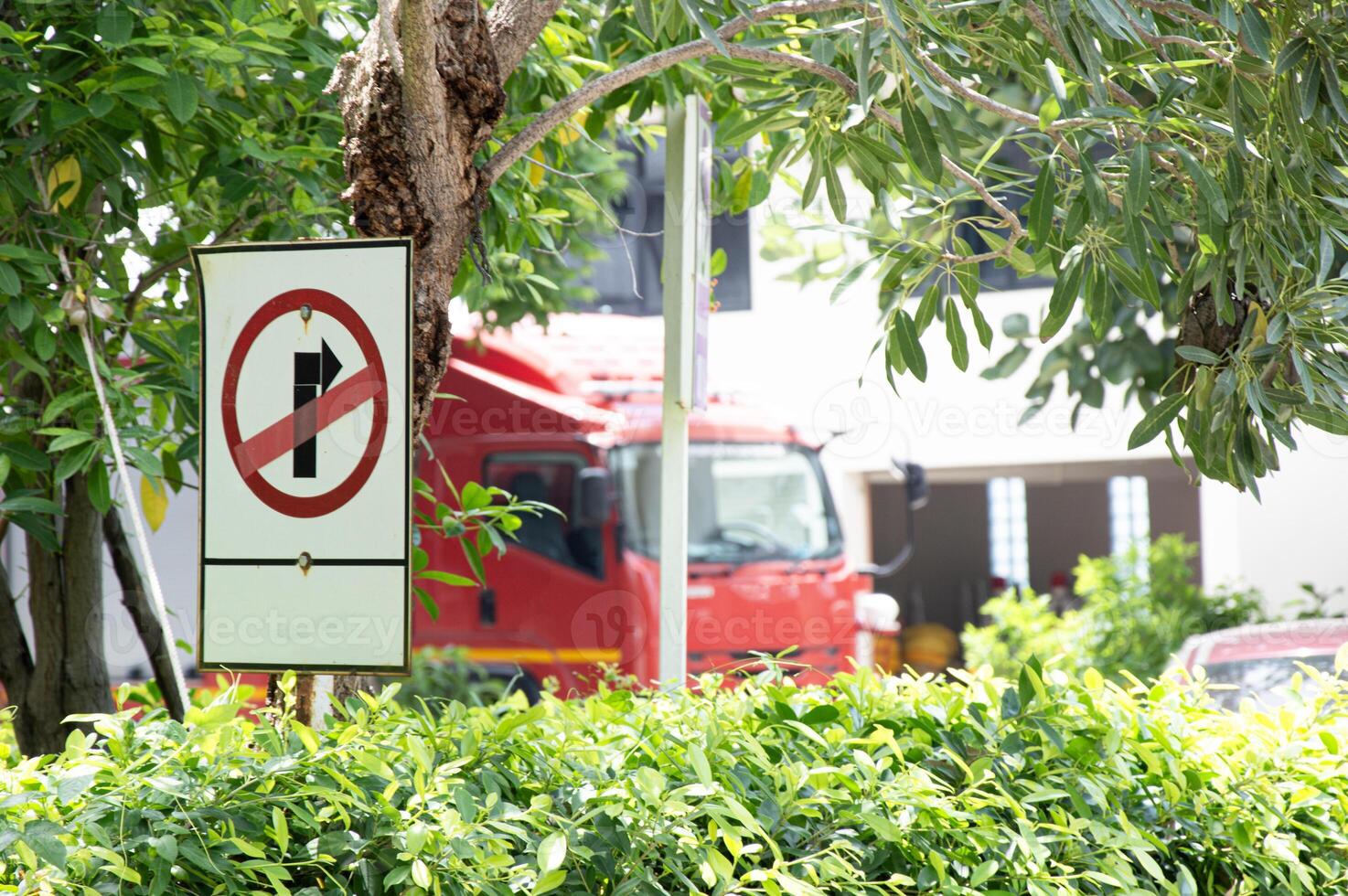 The traffic sign says no left turn. photo