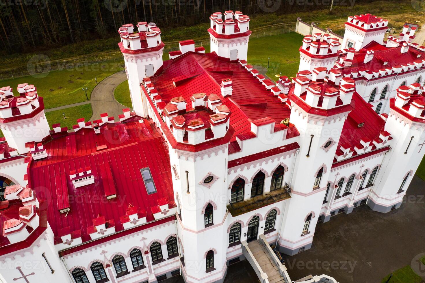 Puslovsky Palace. Autumn Kossovsky Castle in Belarus photo