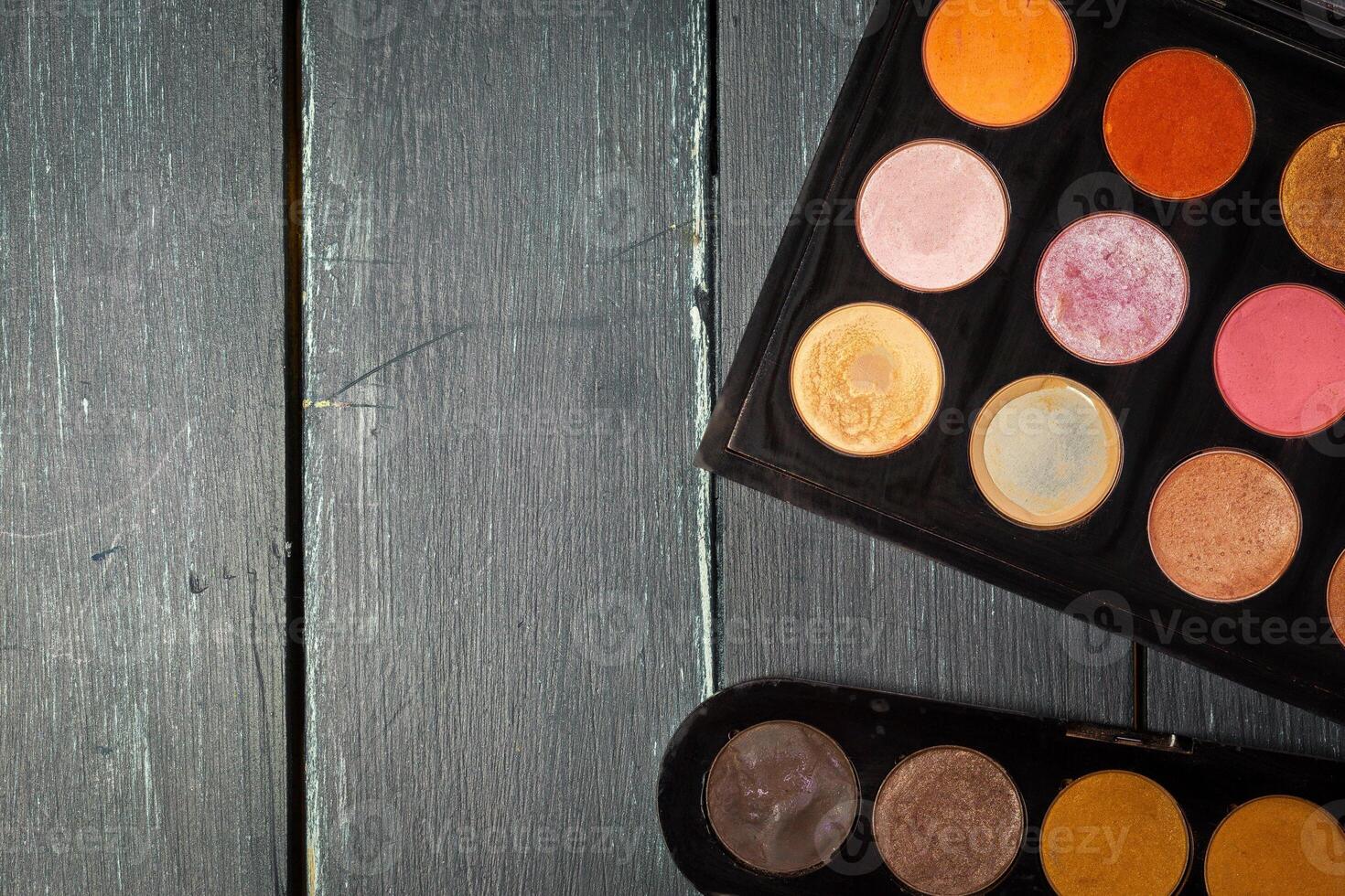 Make-up colorful eyeshadow palette photo