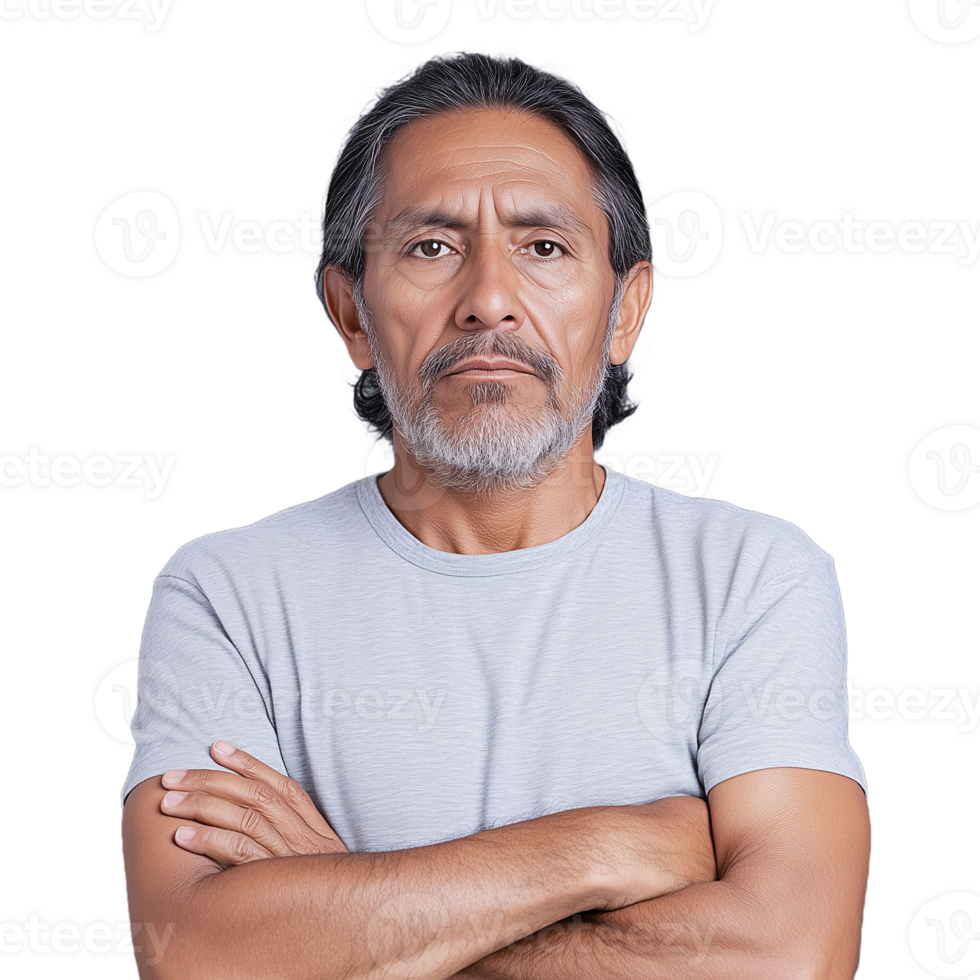sério homem com cruzado braços vestindo uma cinzento camiseta em uma transparente fundo png