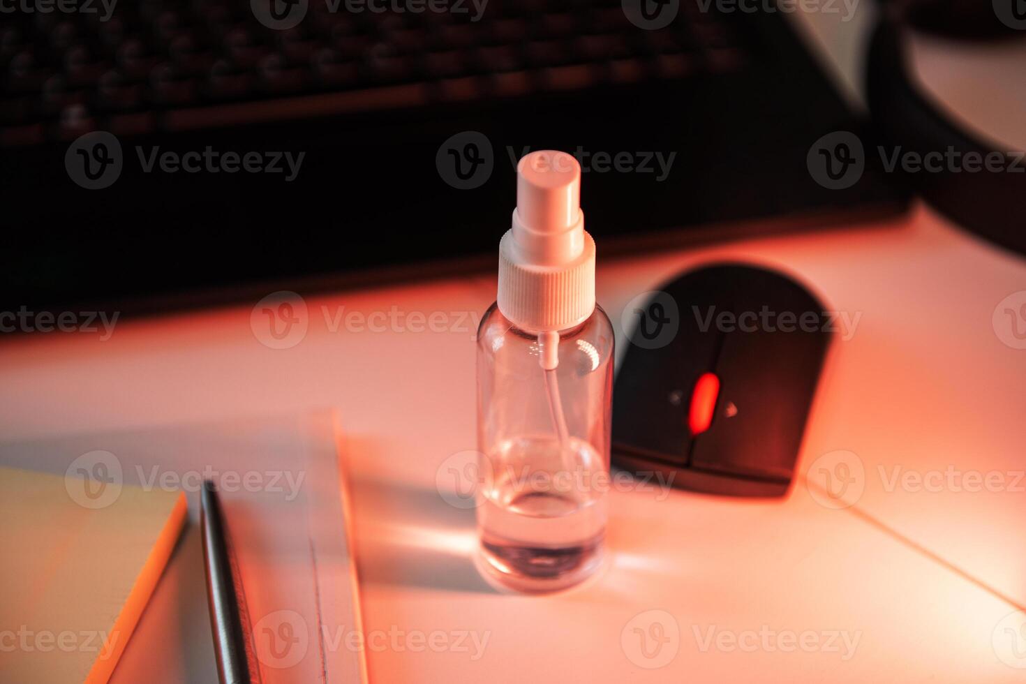 Sanitizer anti virus spray photo