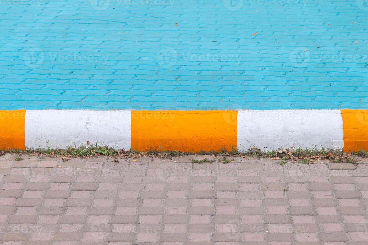 edge footpath White yellow photo