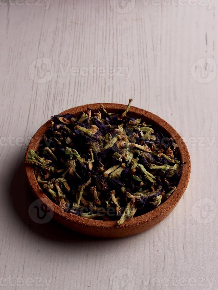 butterfly pea tea petal violet herbal antioxidant blue purple drink relax beverage photo business