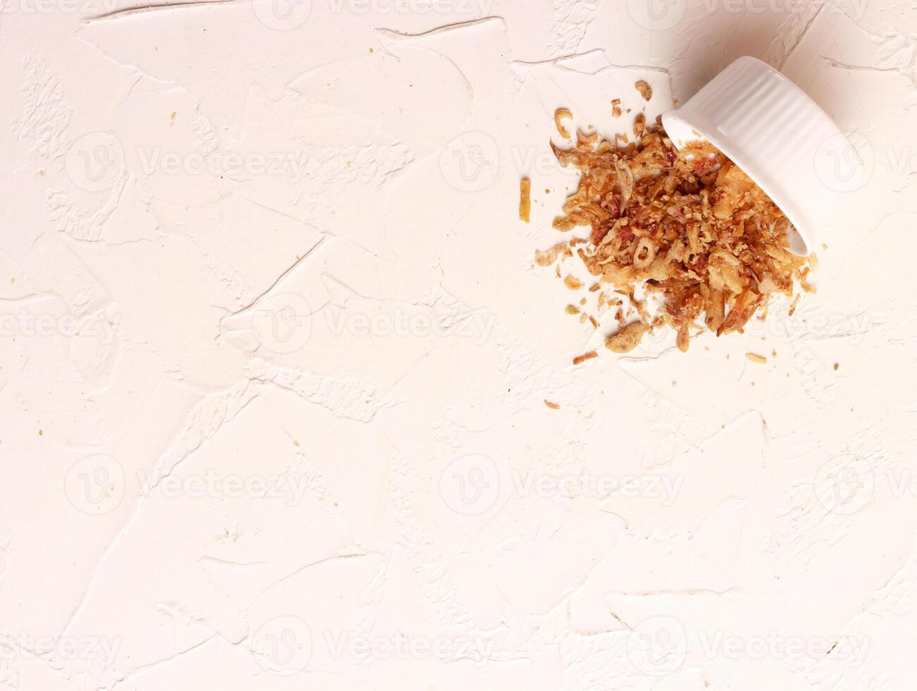 fried onions culinary calories roasted food seasoning cook fat fry ingredient photo topping spicy