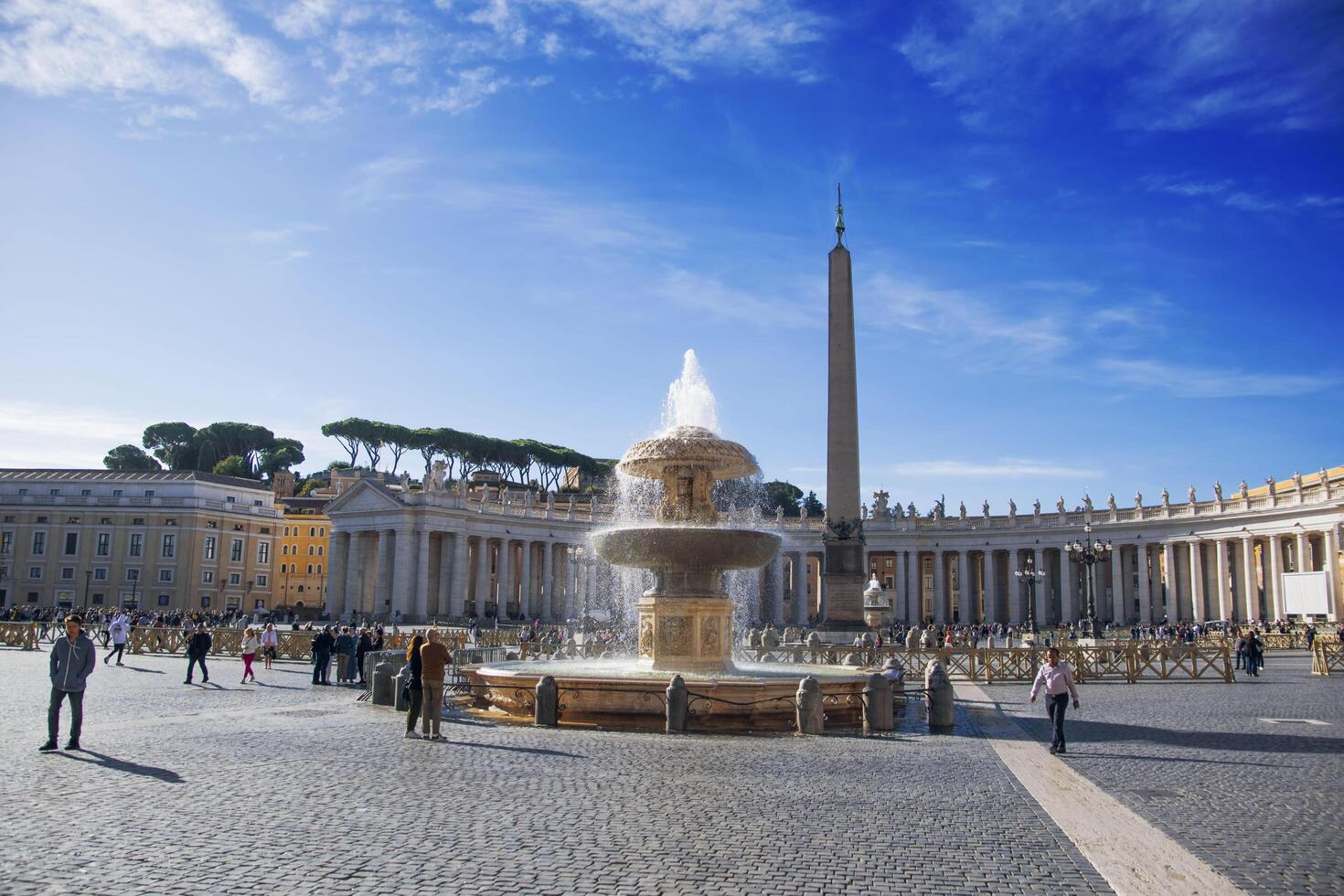 St. Peters Basilica, Statues on Saint Peter's basilica, Empty Saint Peter's square photo