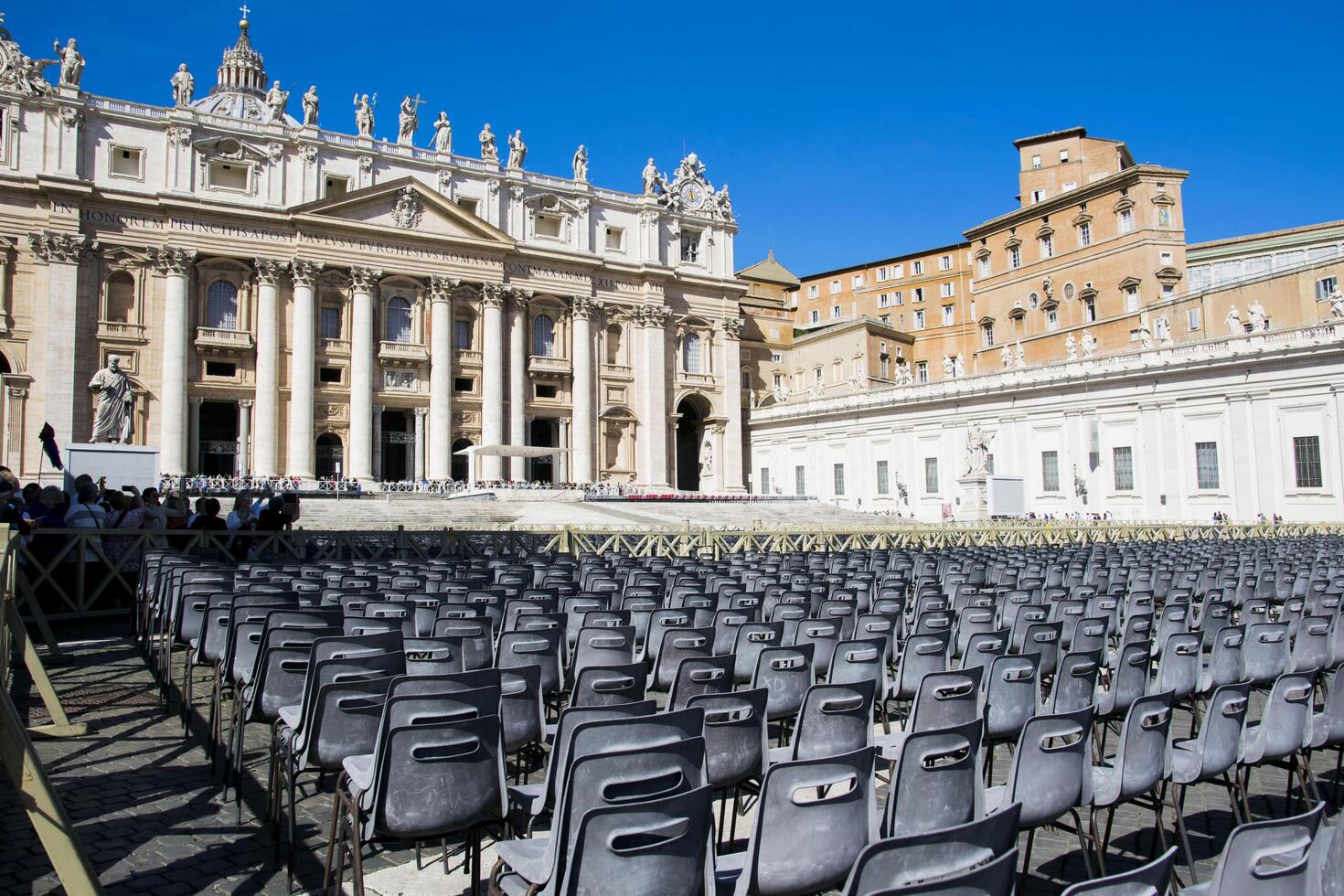 St. Peters Basilica, Statues on Saint Peter's basilica, Empty Saint Peter's square photo