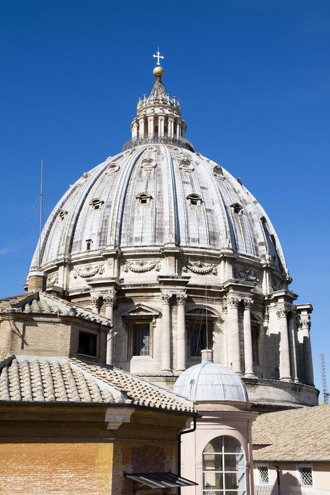 St. Peters Basilica, Statues on Saint Peter's basilica, Empty Saint Peter's square photo