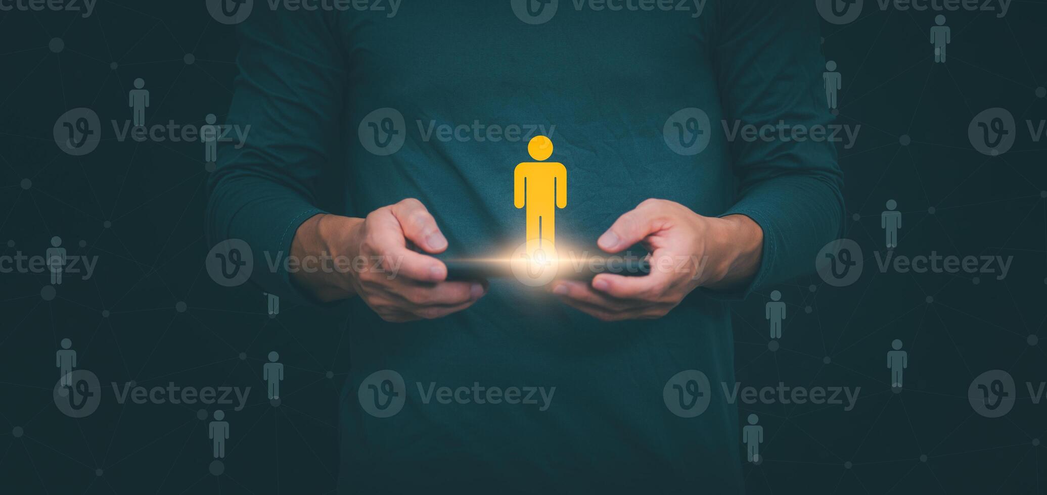 Businessman showing the linkage of organizational structure with effective management and have leadership in team building, human resource management concepts, strategic goals for business growth photo