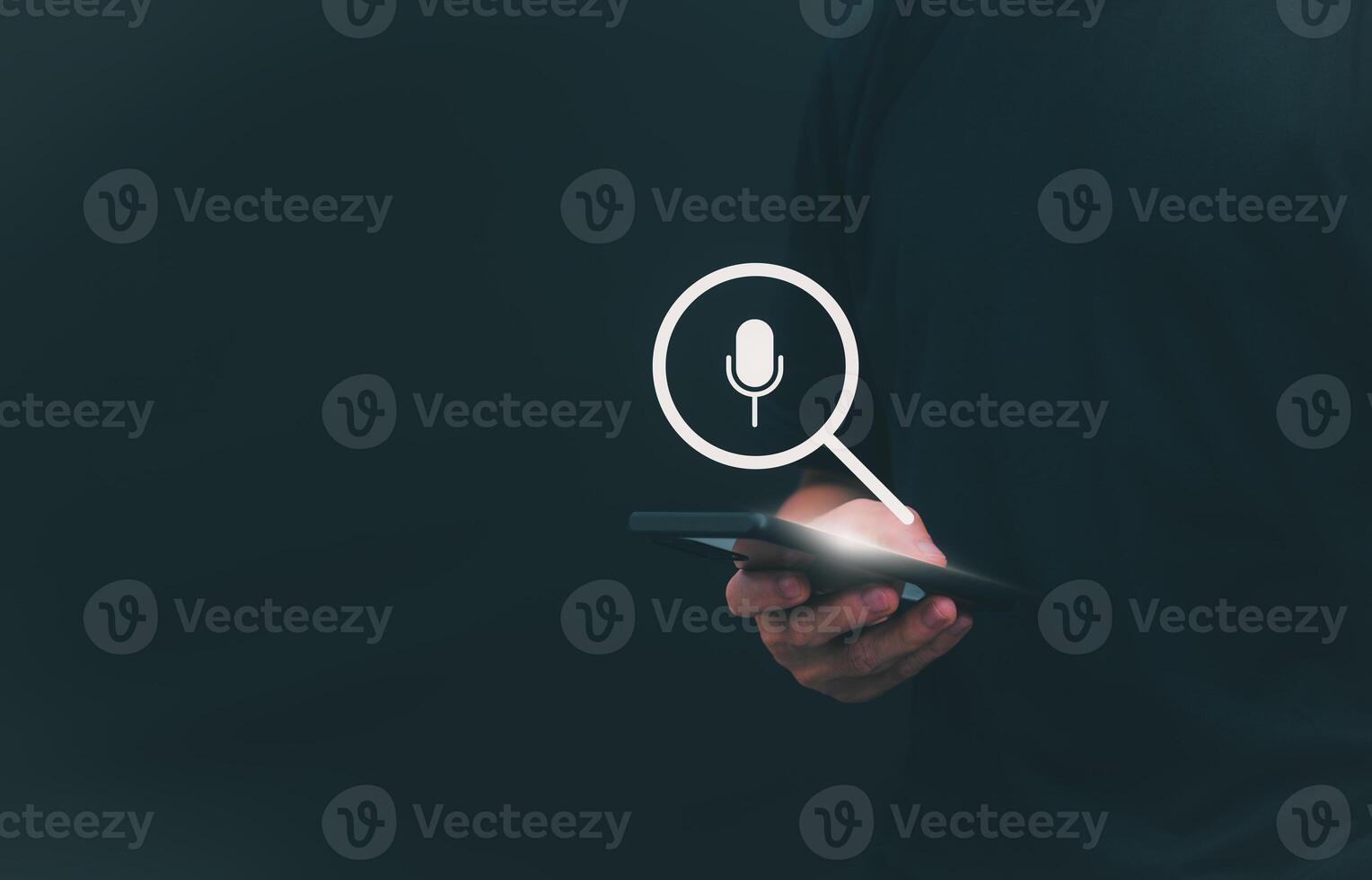 Information data search technology, search optimization, male hand using voice search, using the search bar function on your website, big data, automatic operation photo