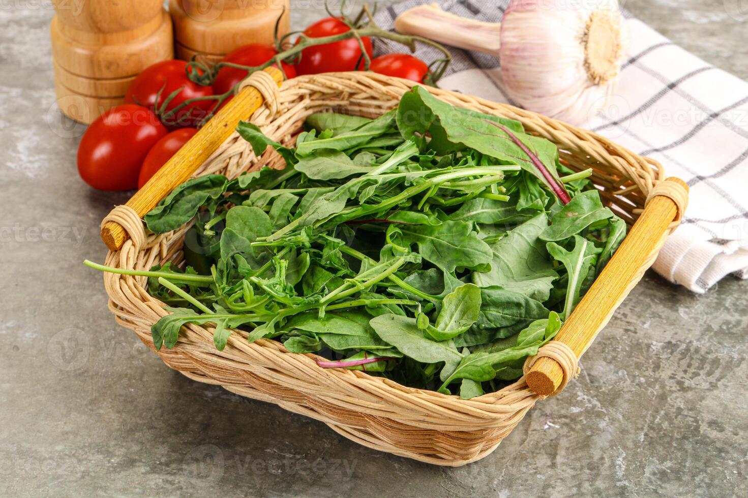 Arugula and spinach mix salad photo