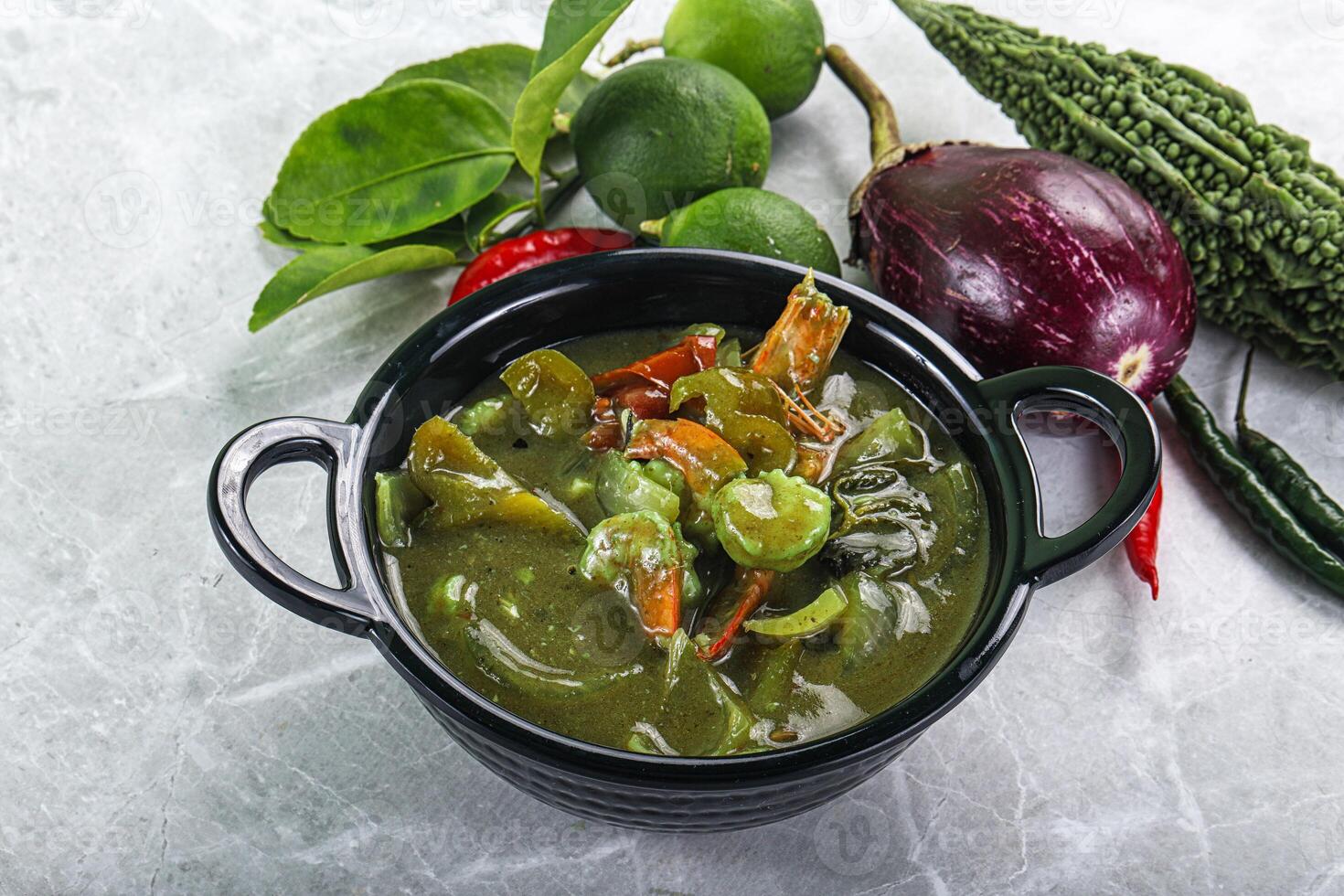 Thai green curry with prawn photo