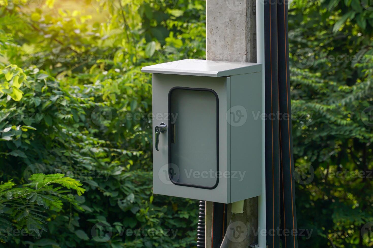switchboard type electrical cabinet is responsible for controlling the supply of electricity from a power source or transformer to various devices that need to use electricity. photo