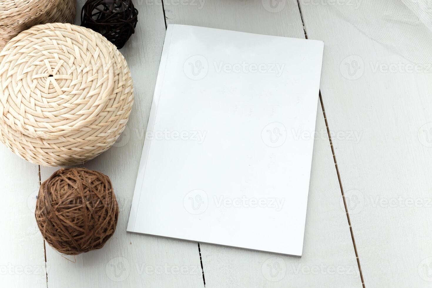 Mock up, photo paper, white sheet