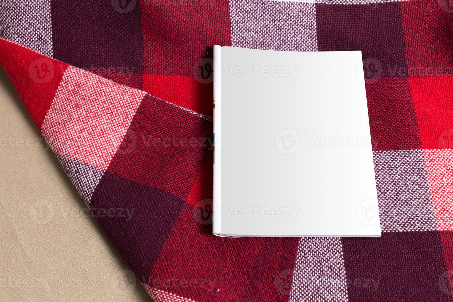 Mock up, photo paper, white sheet
