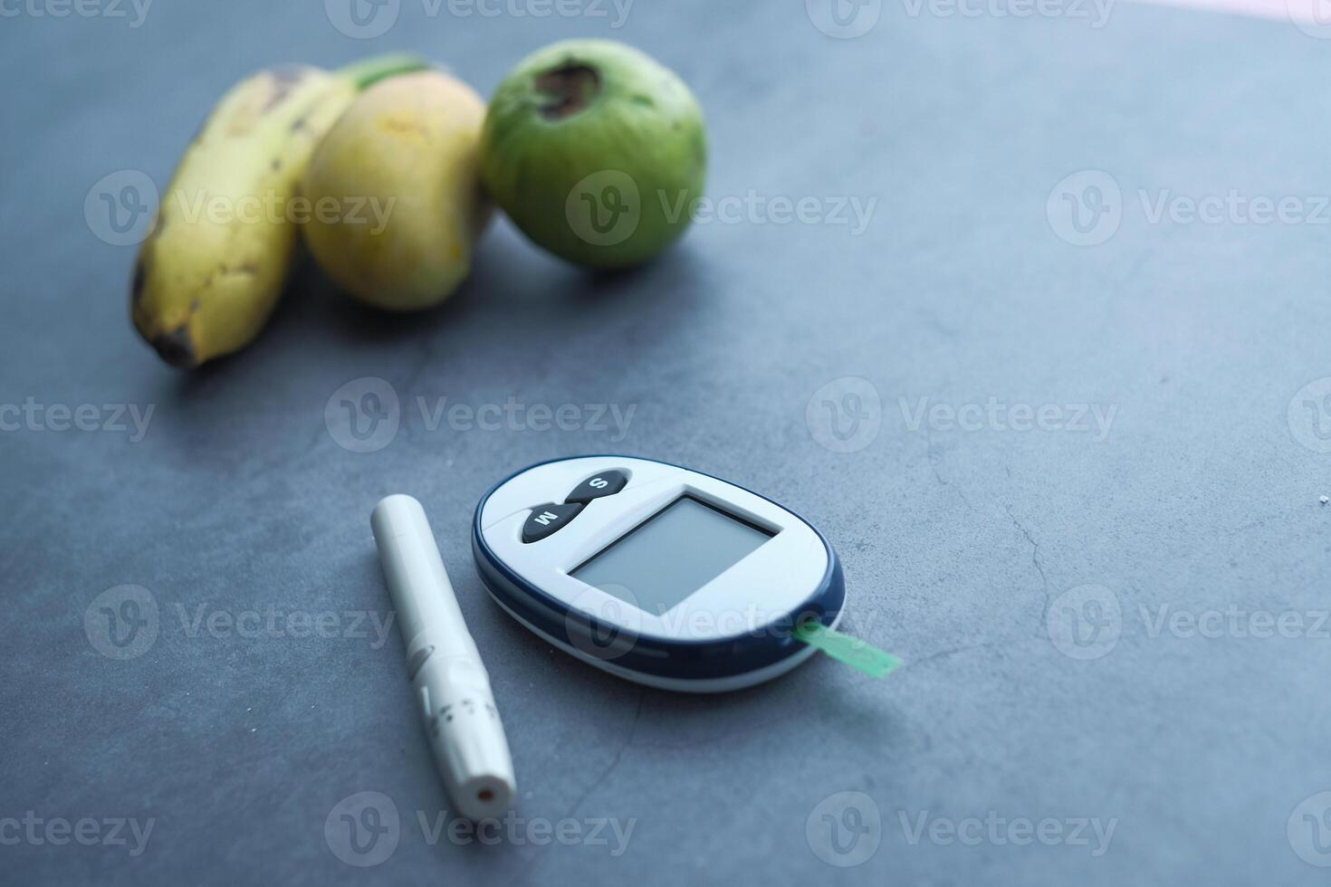 Exploring Diabetes Management Tools Using Fresh Fruits for Optimal Health and Wellness photo