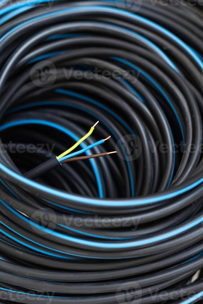 Electrical installation material, wires and cables for electrical wiring, high prices of building materials, CYKY-3x1,5 photo