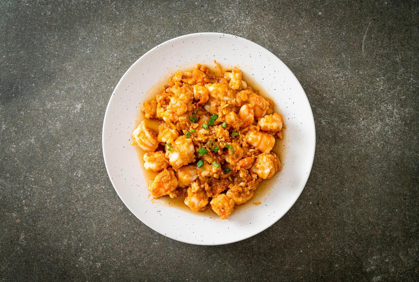 stir-fried shrimps with garlic and shrimps paste photo