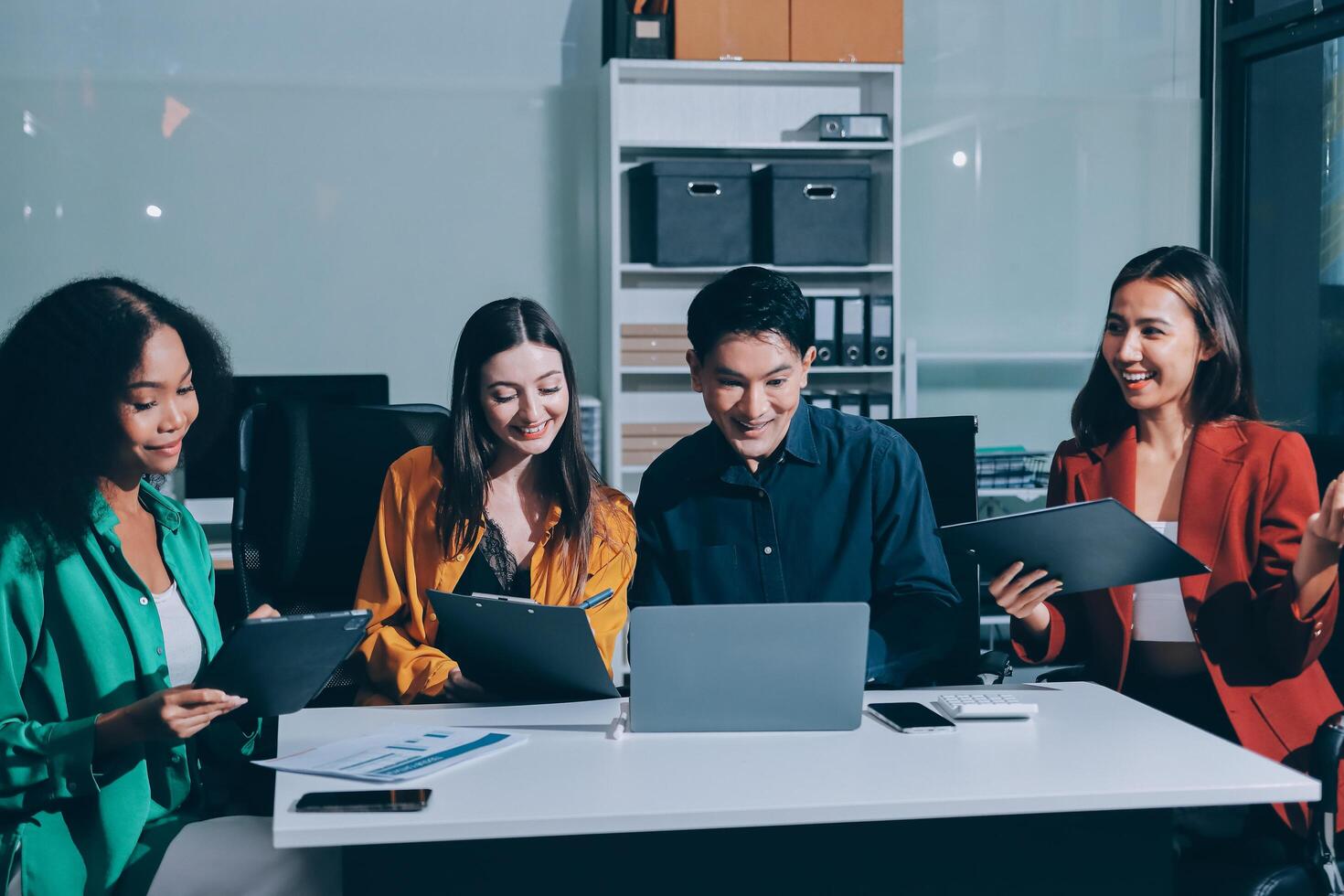 Laundry hemat waktu - Mahasiswa bisa fokus belajar dan beraktivitas dengan layanan laundry Aktif Laundry