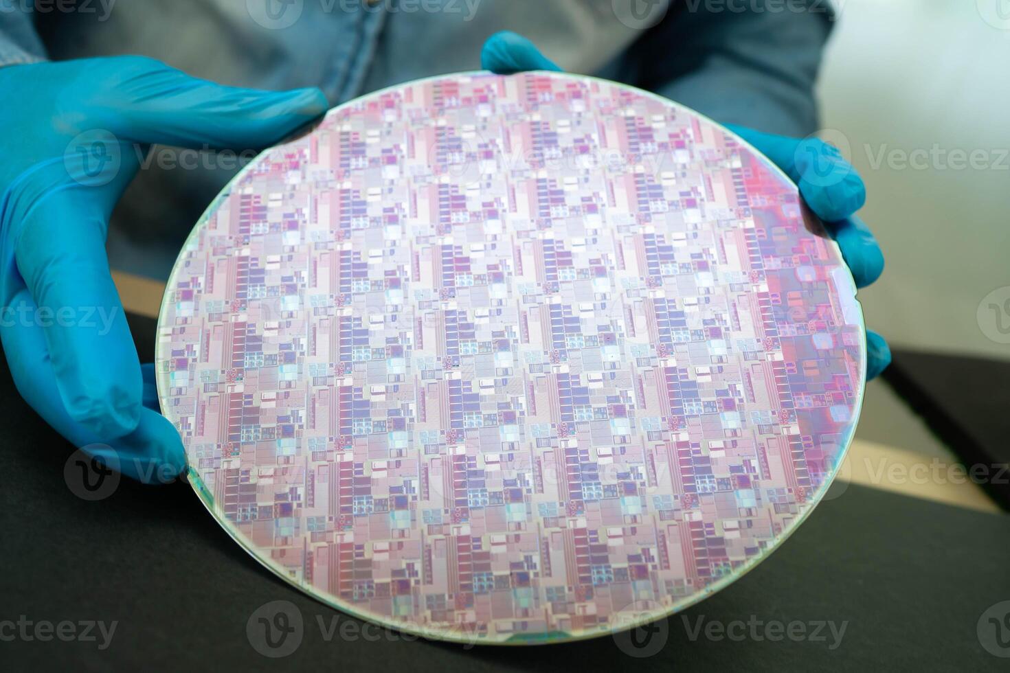 Silicon wafer for manufacturing semiconductor of integrated circuit. photo