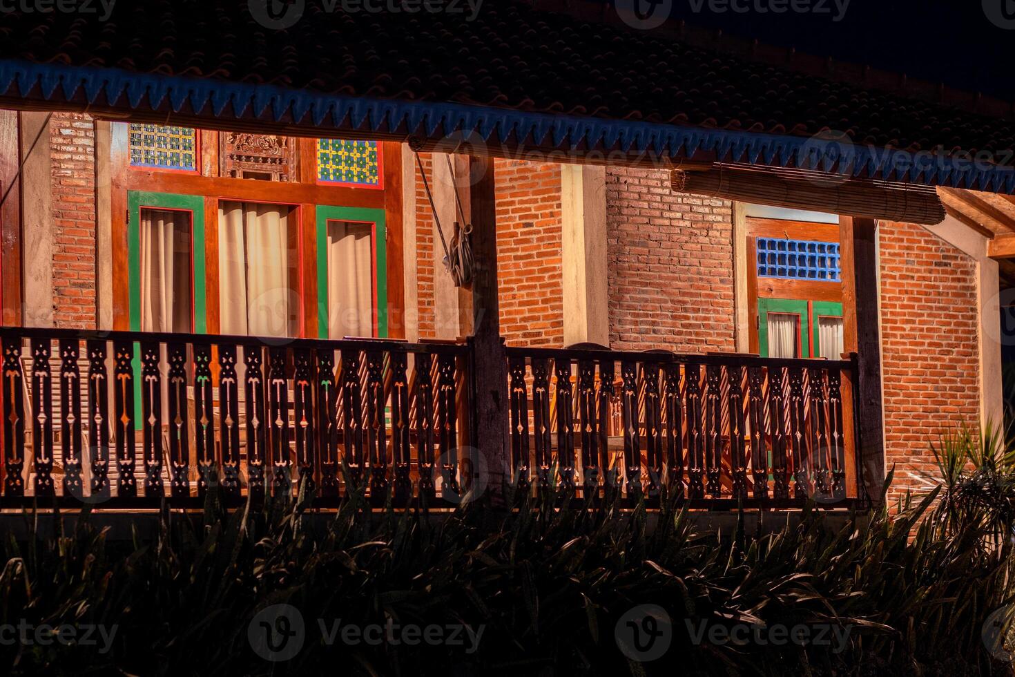 Elegant Joglo Homestay with Authentic Architecture. Traditional House with Vintage Details. photo