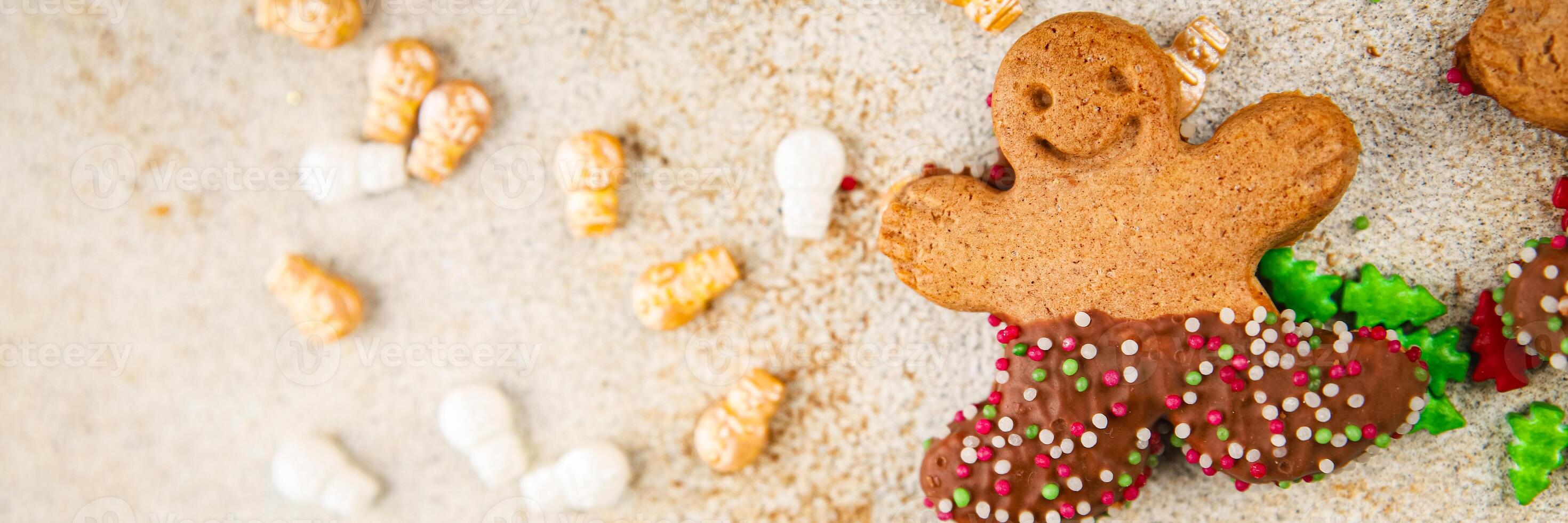Gingerbread man ginger cookies christmas party delicious dessert christmas treat fresh delicious gourmet food background on the table rustic copy space top view photo
