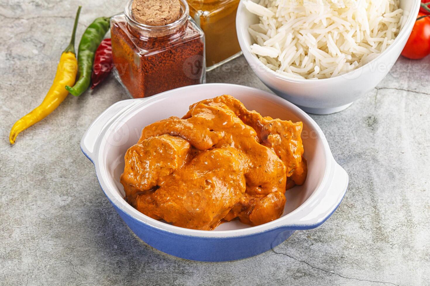 Indian cuisine - chicken butter masala photo