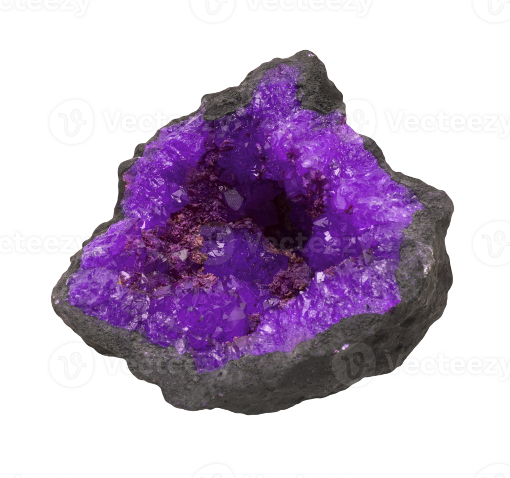 Vibrant amethyst geode, showcasing its deep purple crystals. Geode rock on transparent background. Ideal for geological, mystical, or decorative themes. png