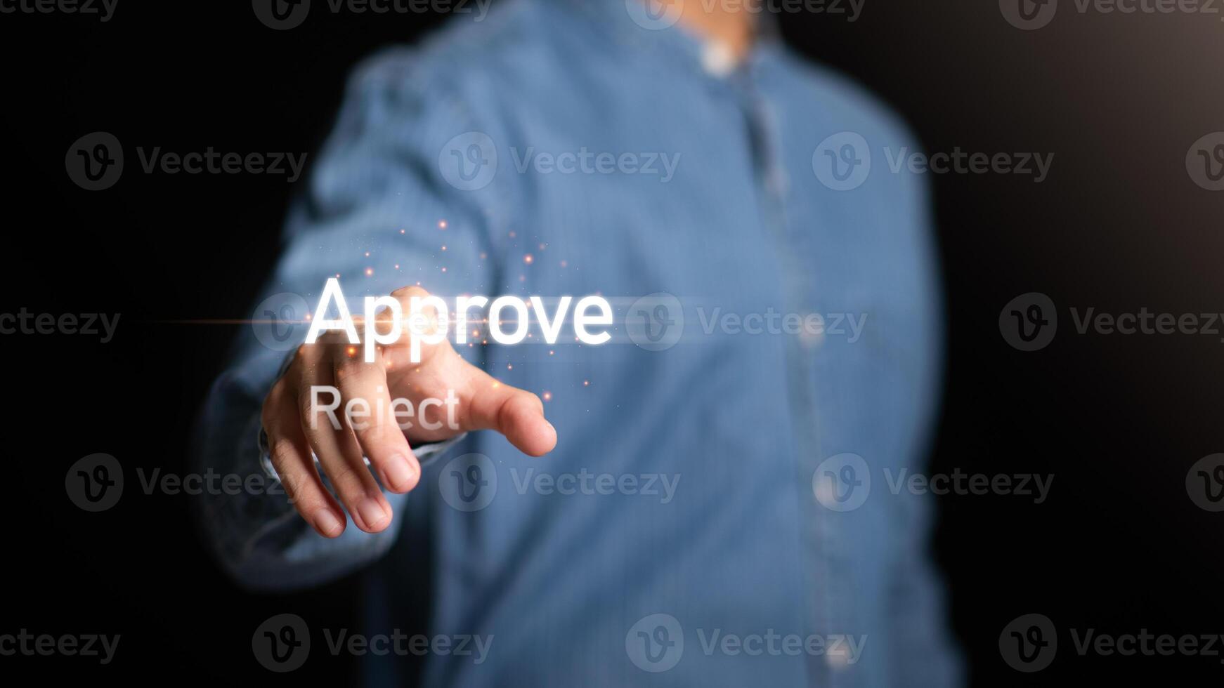 Business Agreements and Approvals ,business contract signing ,Confirmation of contract documents or warranty card ,employment project review ,Checklist with checkmarks and checkboxes ,Assessment photo