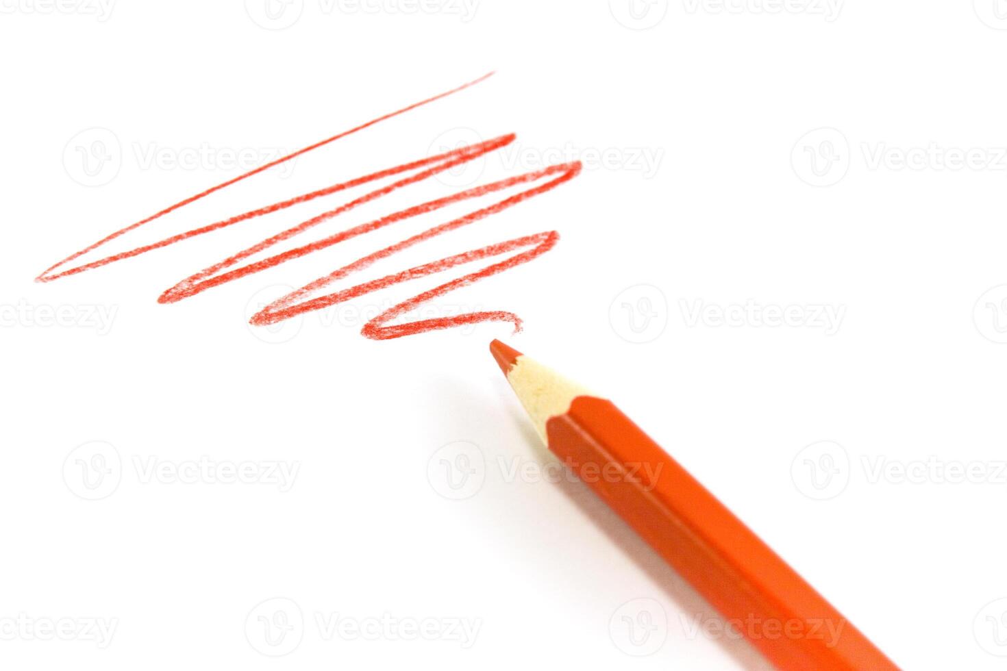 drawn red zigzag photo