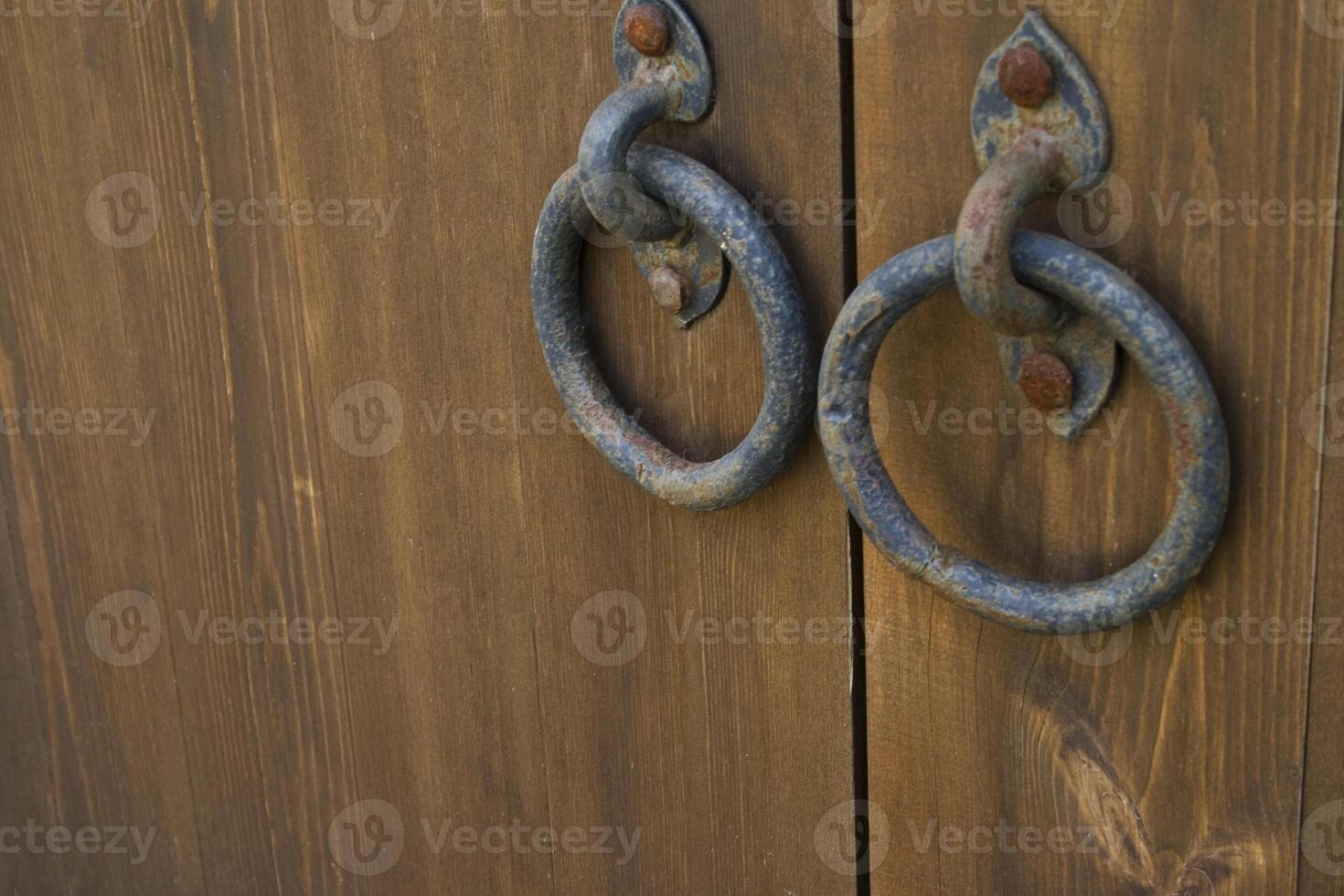 metal handles close up photo
