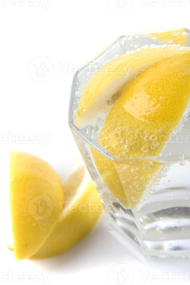soda water and lemon slices photo