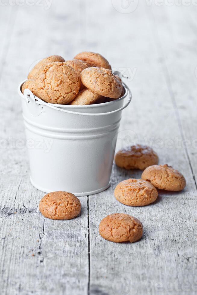 meringue almond cookies photo