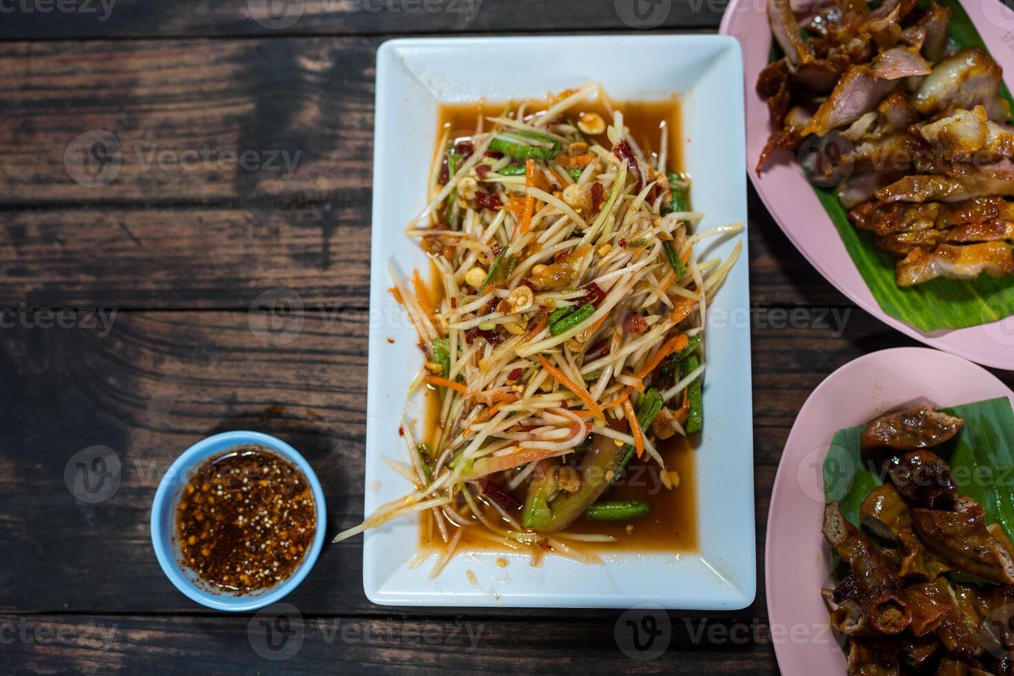 Green papaya salad Thai food photo