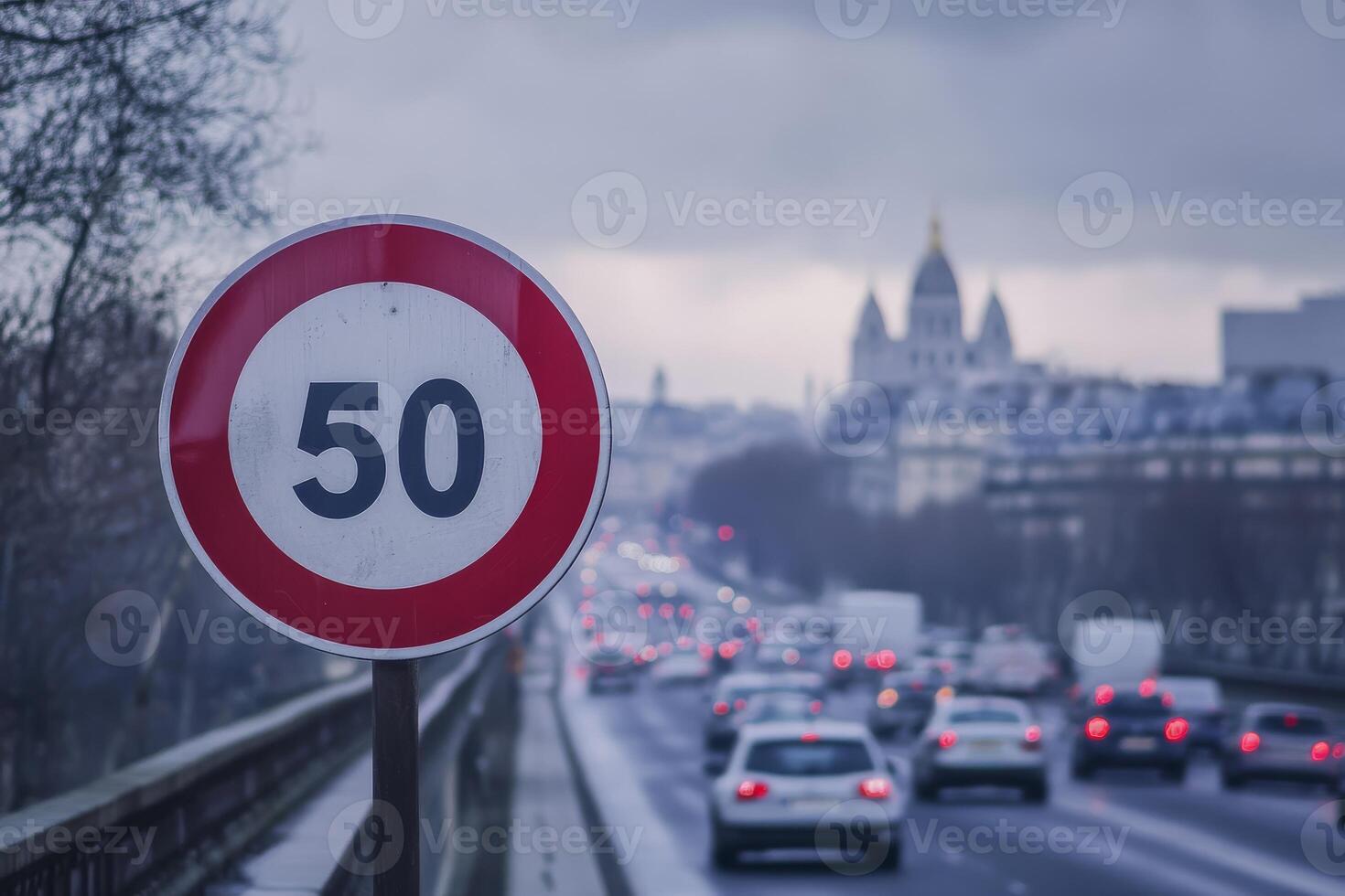 New laws in Paris aim to reduce traffic jams by enforcing a 50 kmh speed limit, enhancing road safety and managing vehicle flow photo