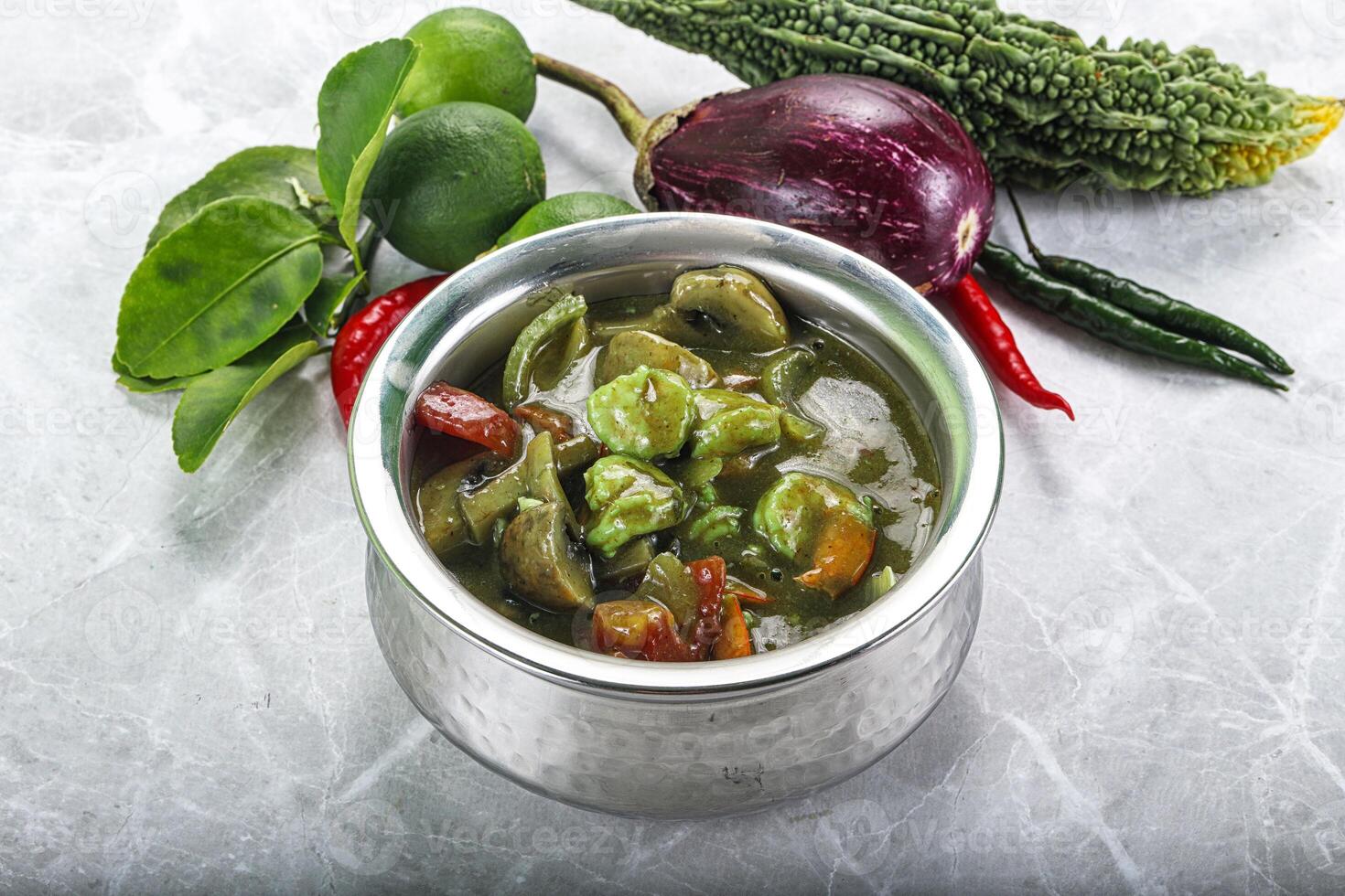 Thai green curry with prawn photo