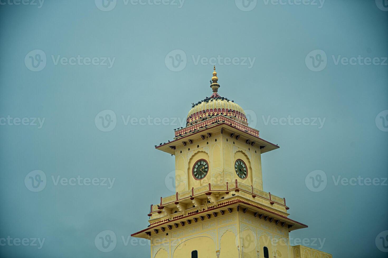 A tall building with a clock tower photo