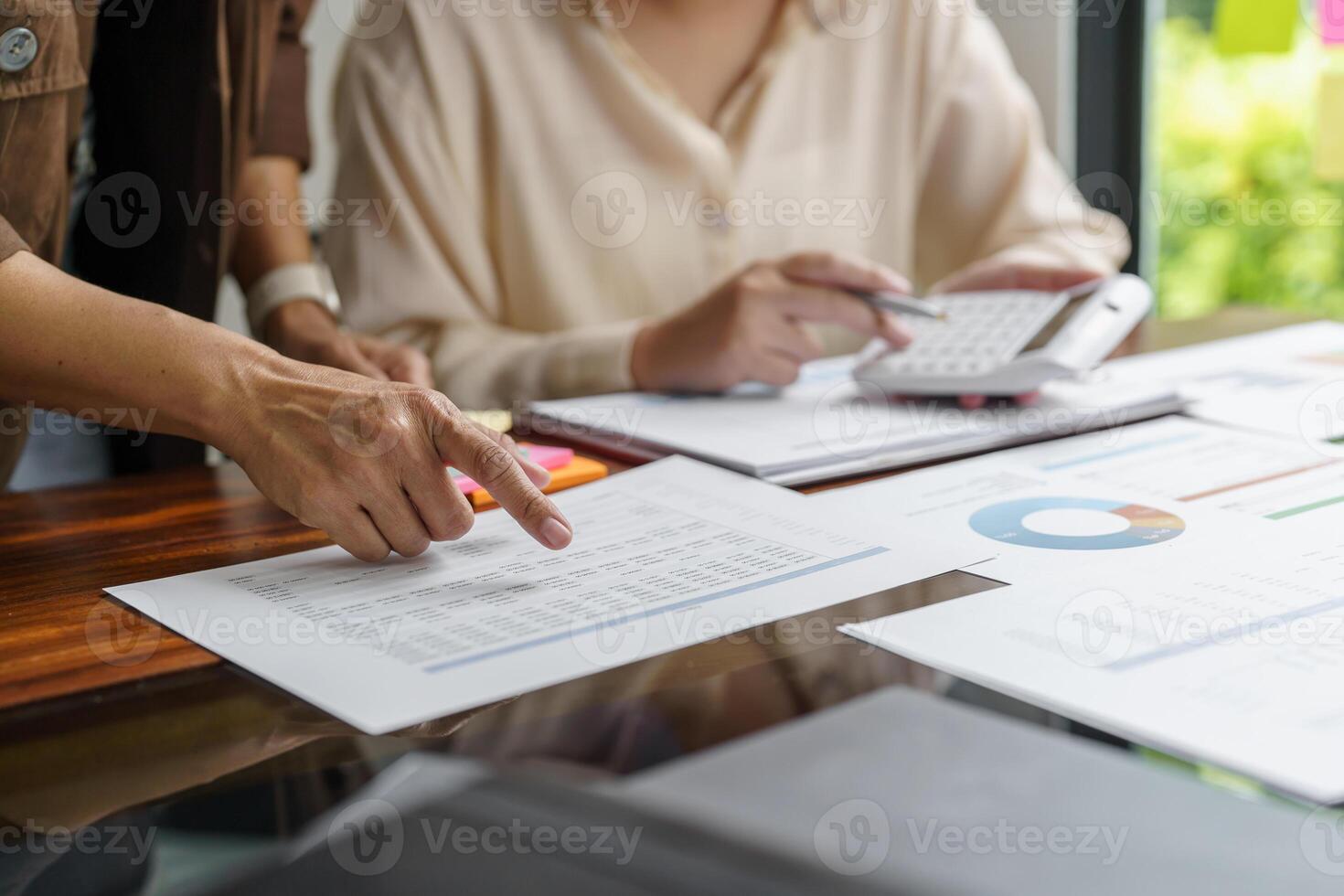 Business People brainstorming Meeting Design Ideas use post it notes to share idea professional investor start up project business brainstorming planning in office photo