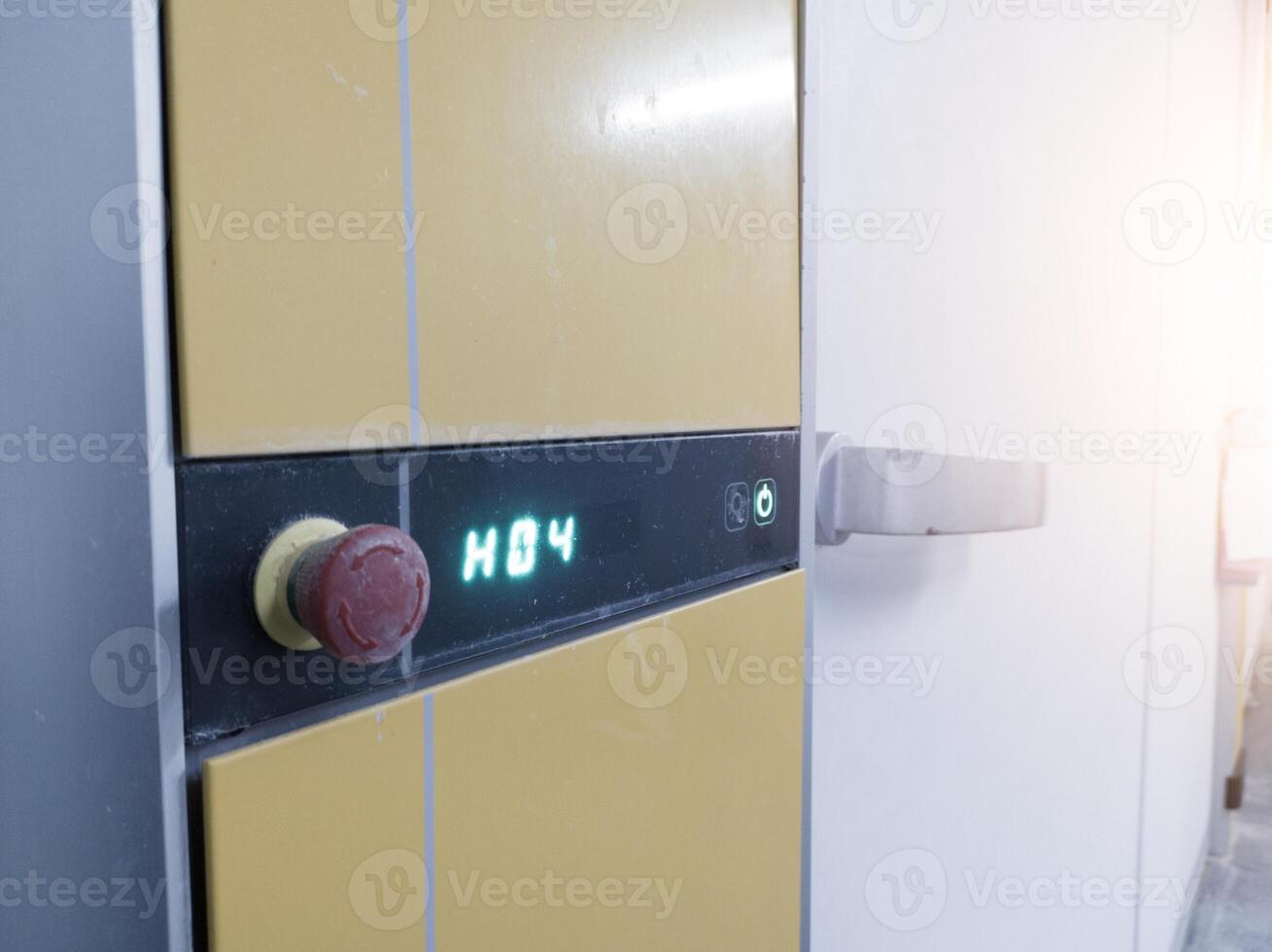 Power operation control for technology of hatching machine. photo
