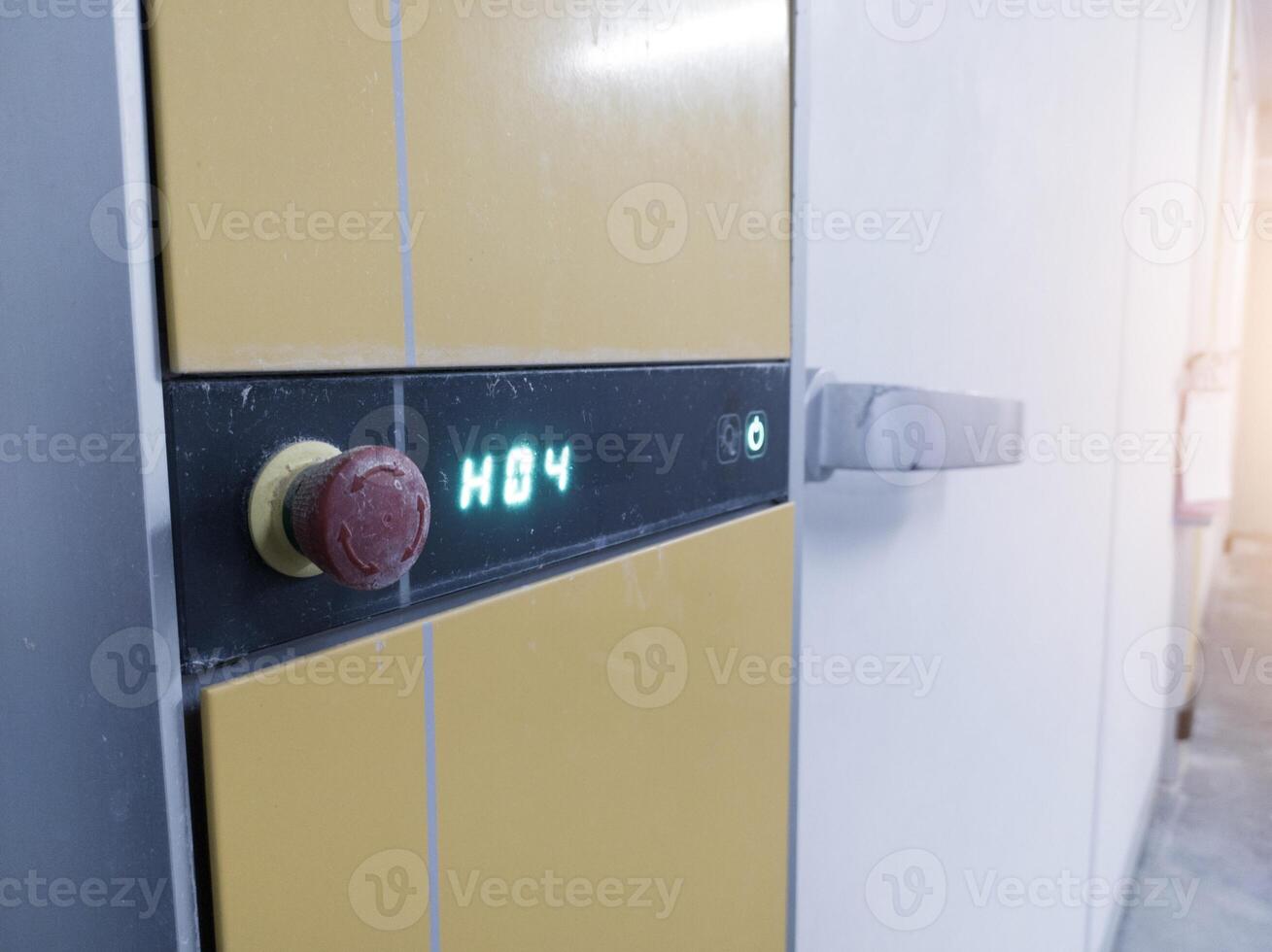 Power operation control for technology of hatching machine. photo