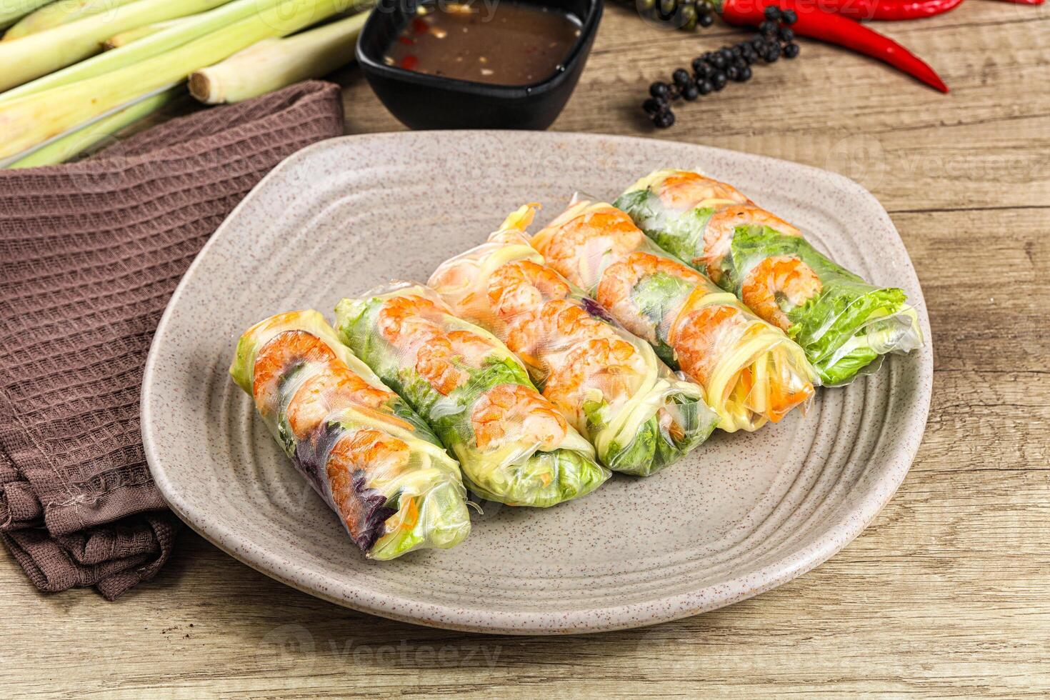 Vietnamese spring roll with prawn and mango photo